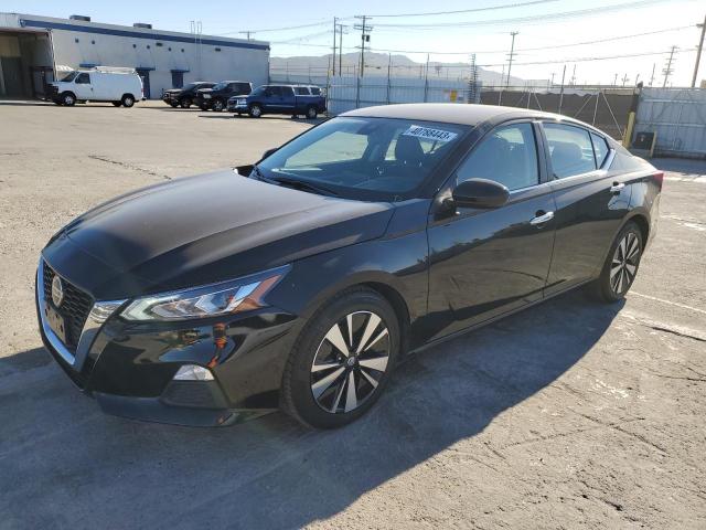 Nissan Altima sv (2022)