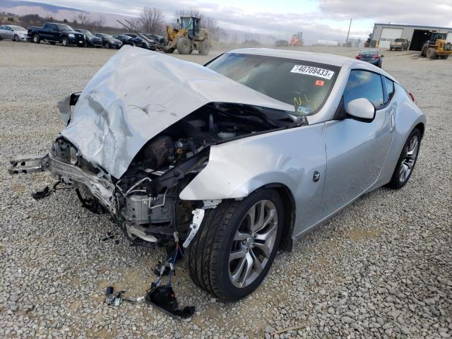 Nissan 370z base (2013)