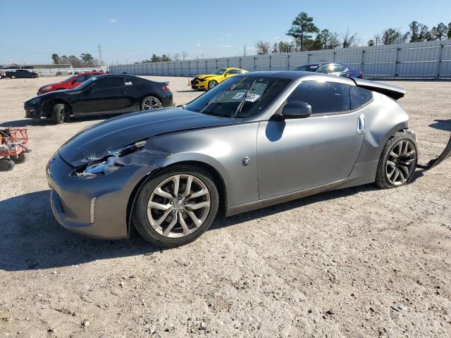 Nissan 370z base (2013)
