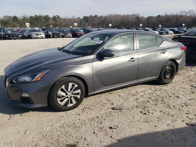 Nissan Altima s (2020)