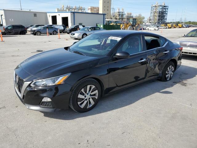 Nissan Altima s (2020)