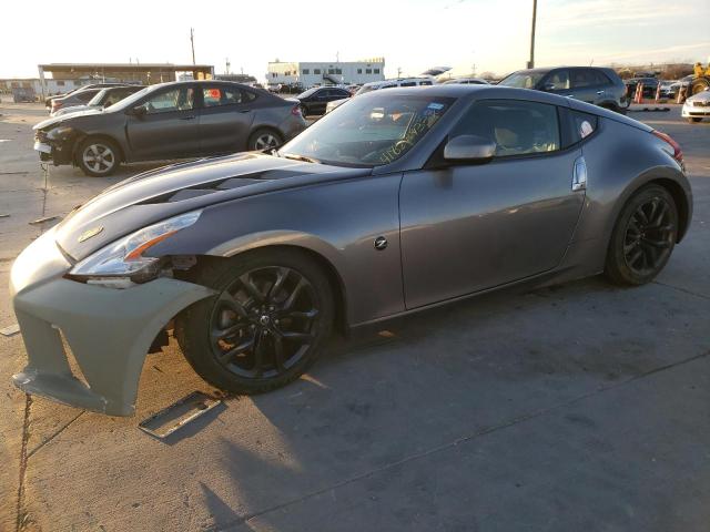 Nissan 370z base (2015)