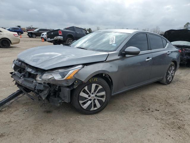 Nissan Altima s (2020)