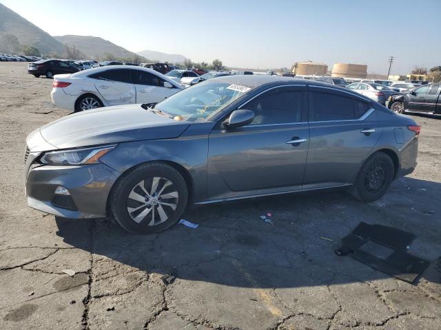 Nissan Altima s (2019)