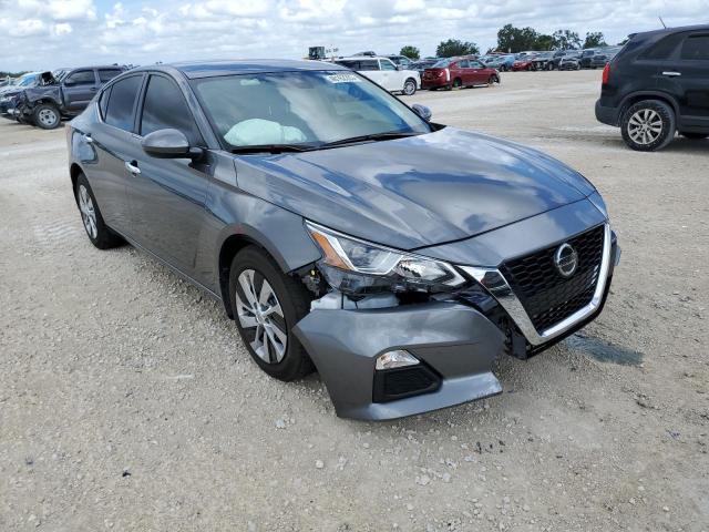 Nissan Altima s (2021)
