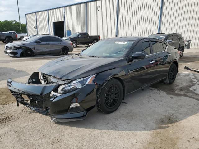 Nissan Altima s (2020)