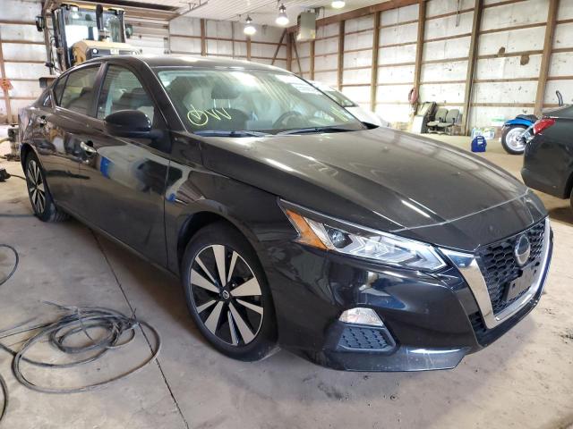 Nissan Altima sv (2021)