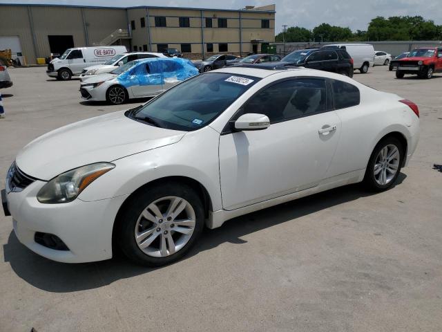 Nissan Altima s (2012)