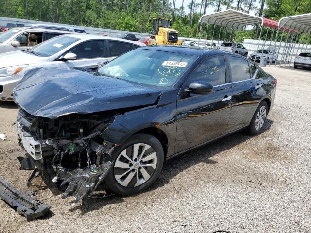 Nissan Altima s (2020)
