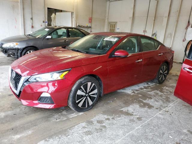 Nissan Altima sv (2022)