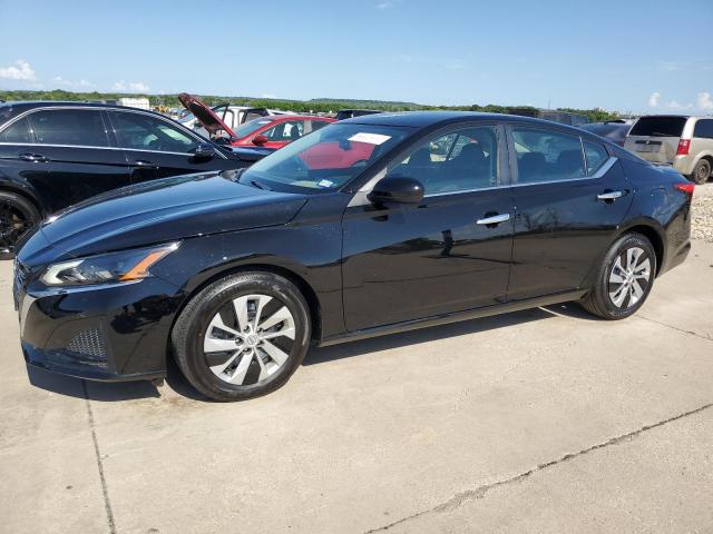 Nissan Altima s (2023)