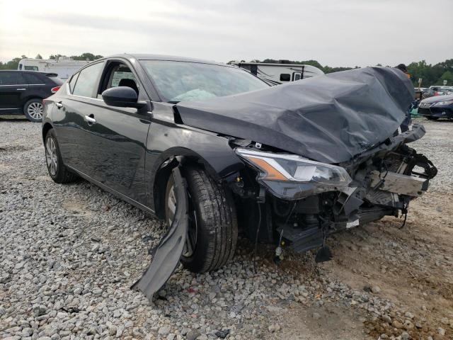 Nissan Altima s (2020)