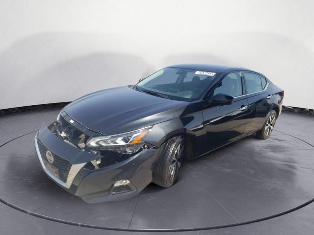 Nissan Altima sv (2021)