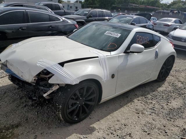 Nissan 370z base (2014)
