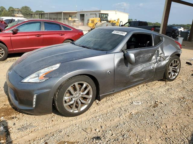 Nissan 370z base (2013)