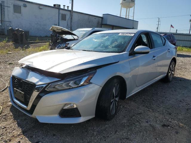 Nissan Altima sv (2021)
