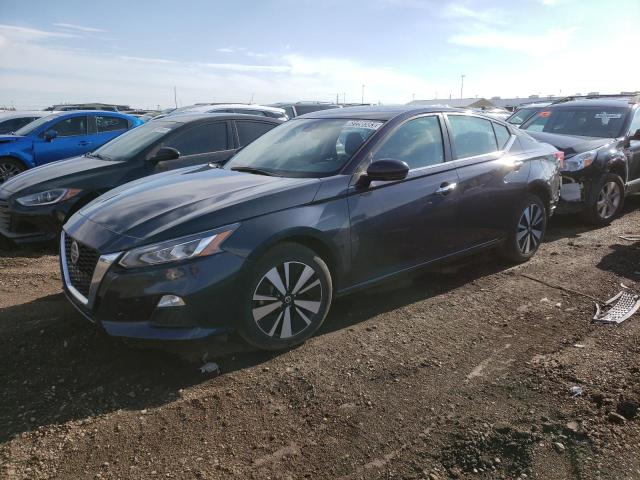 Nissan Altima sv (2022)