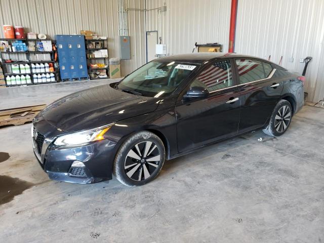 Nissan Altima sv (2022)