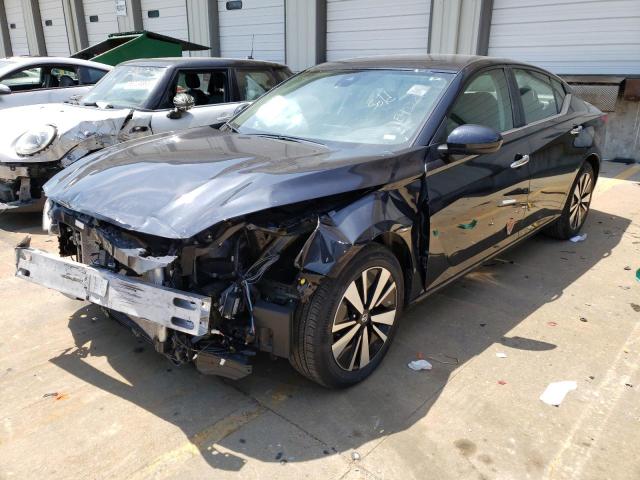 Nissan Altima sv (2022)