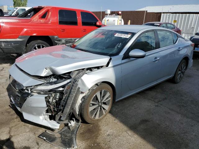 Nissan Altima sv (2022)