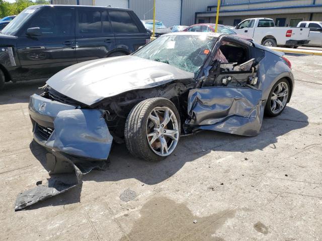 Nissan 370z base (2011)