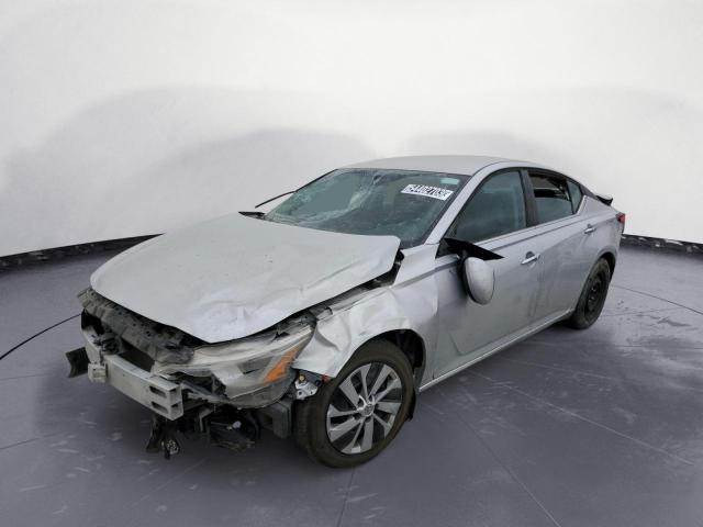Nissan Altima s (2019)