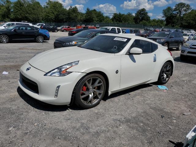 Nissan 370z base (2014)