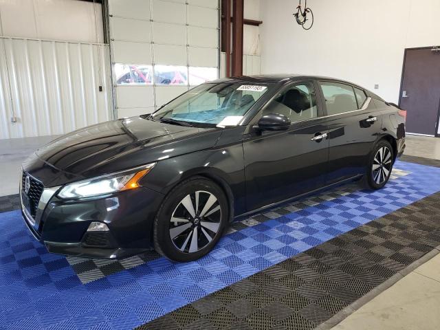 Nissan Altima sv (2022)