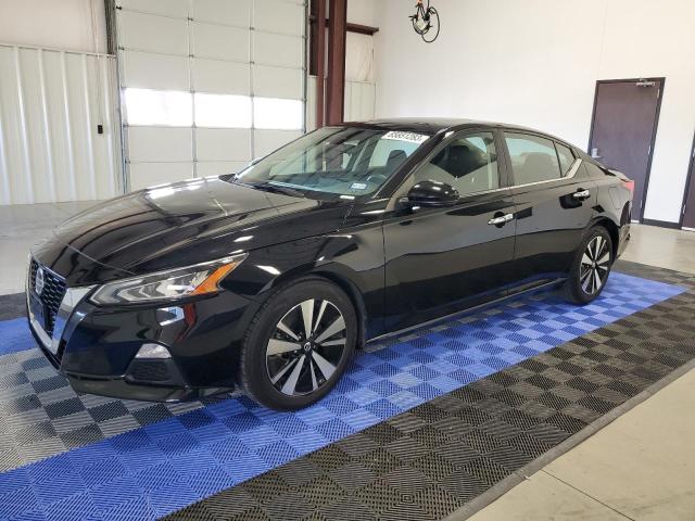 Nissan Altima sv (2022)