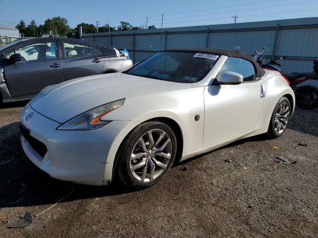 Nissan 370z base (2012)