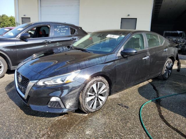 Nissan Altima sv (2021)
