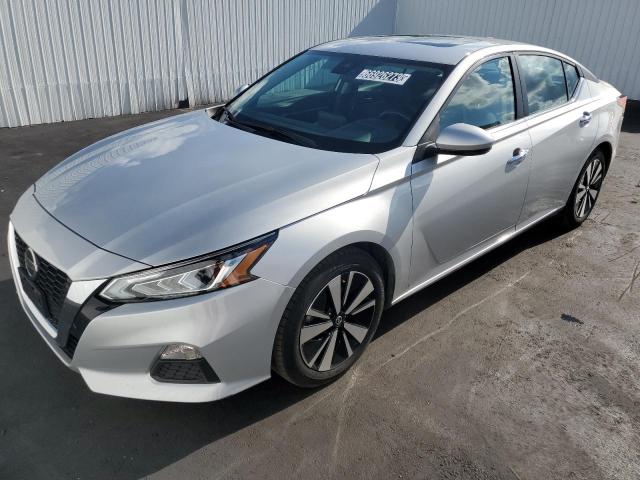 Nissan Altima sv (2022)