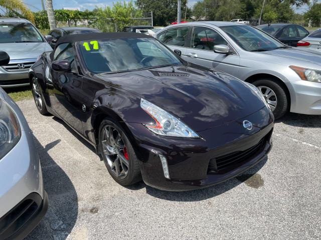 Nissan 370z base (2017)