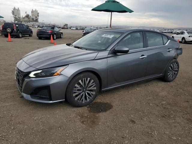 Nissan Altima sv (2023)