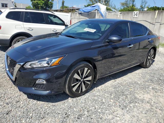 Nissan Altima sv (2021)