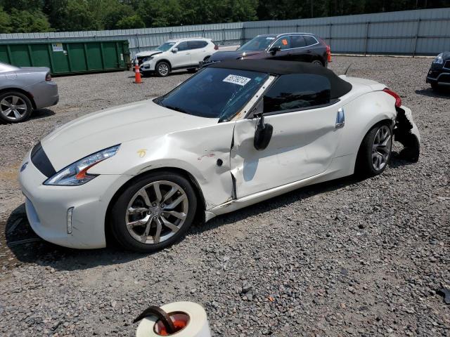Nissan 370z base (2014)
