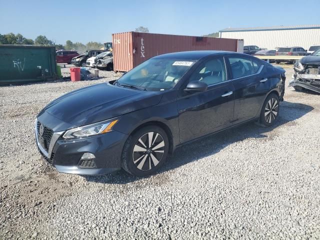 Nissan Altima sv (2021)