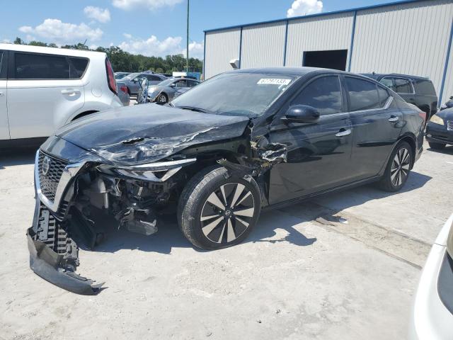 Nissan Altima sv (2021)