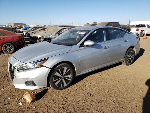 Nissan Altima sv (2022)