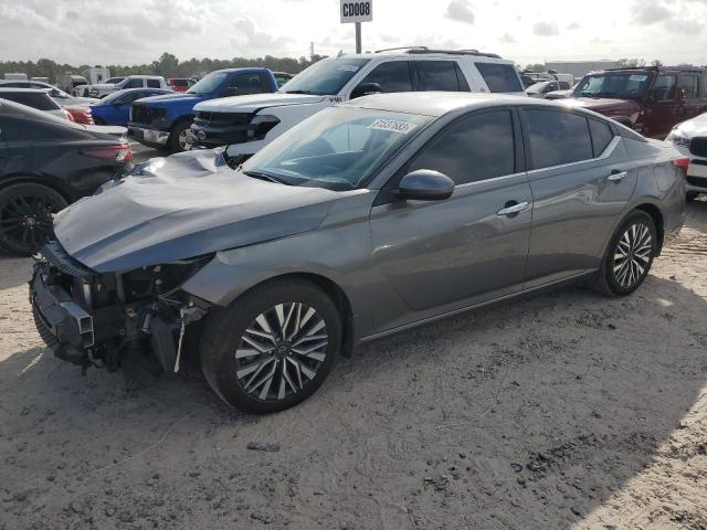 Nissan Altima sv (2023)