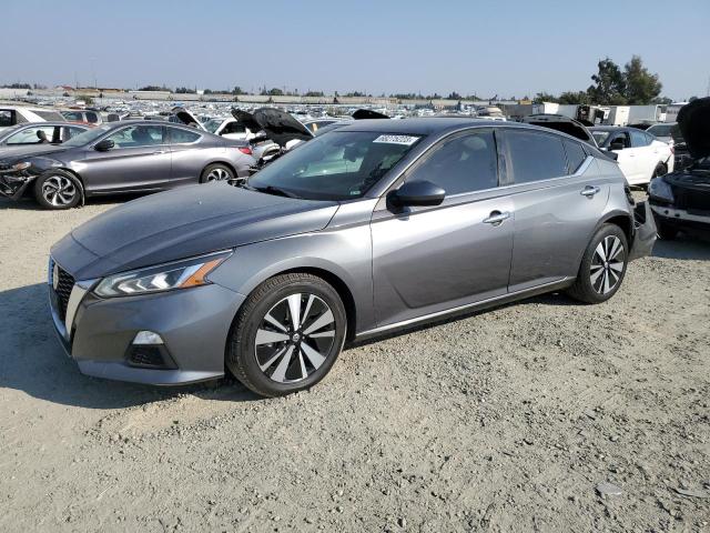 Nissan Altima sv (2021)