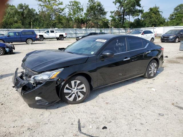 Nissan Altima s (2020)