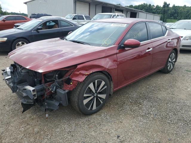 Nissan Altima sv (2022)