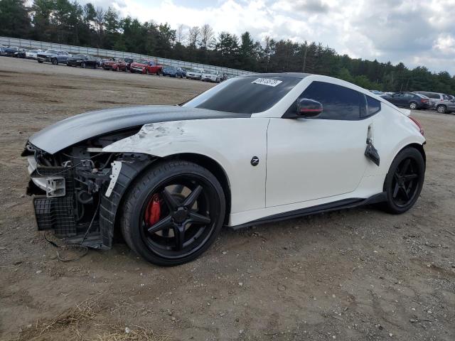 Nissan 370z base (2015)