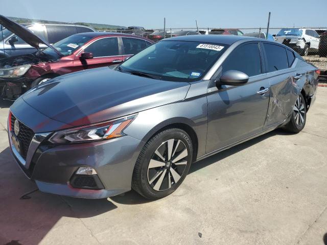 Nissan Altima sv (2021)