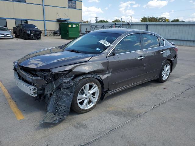 Nissan Altima sv (2015)