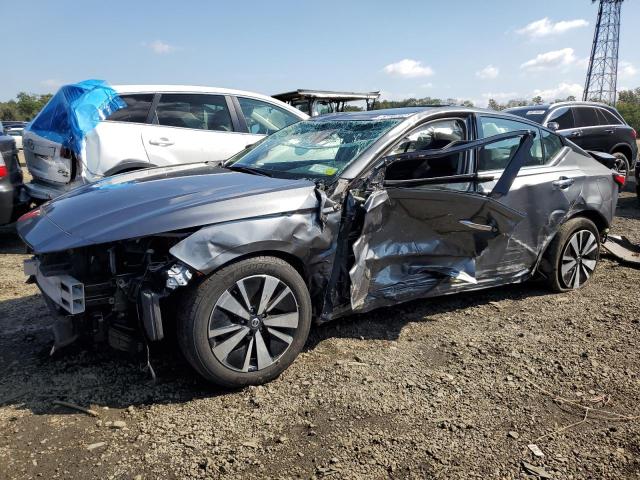 Nissan Altima sv (2019)