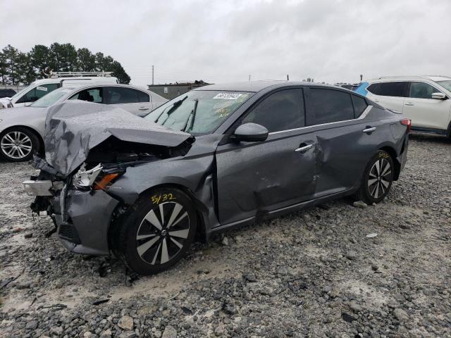Nissan Altima sv (2021)