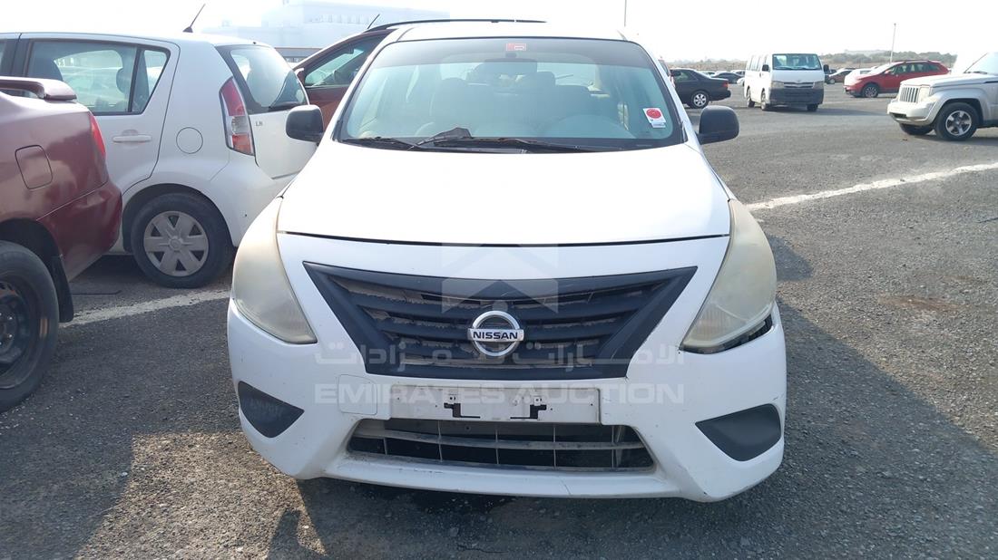 Nissan Sunny (2016)