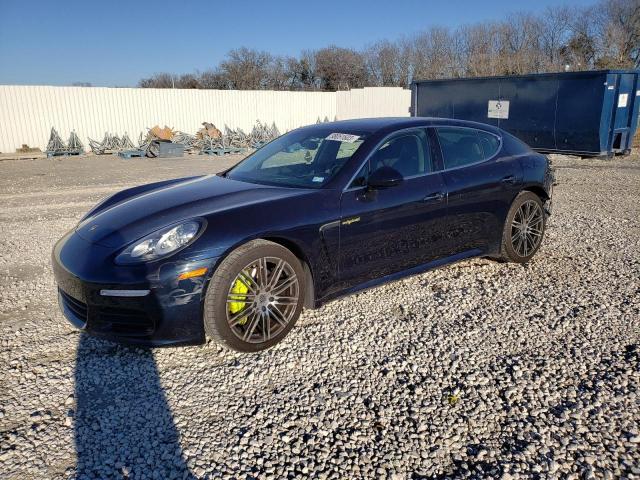 Porsche Panamera s (2016)